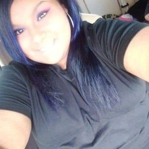 Meet your Posher, Kendra